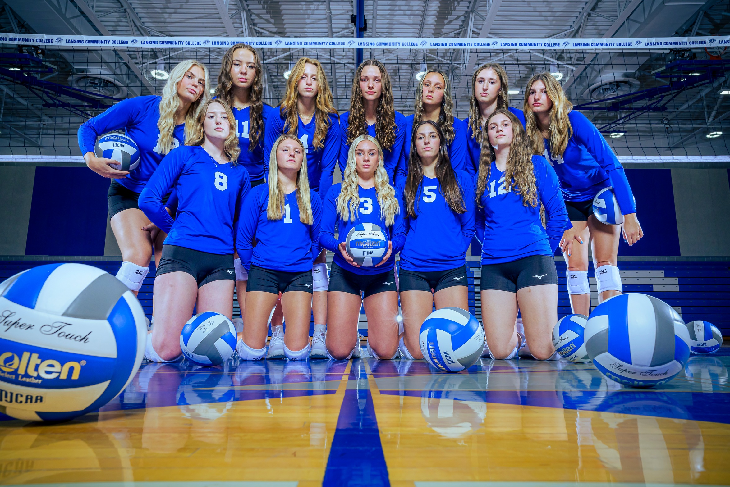 Volleyball wins 6 straight