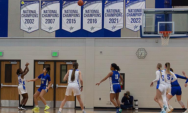 Stars Beat Glen Oaks