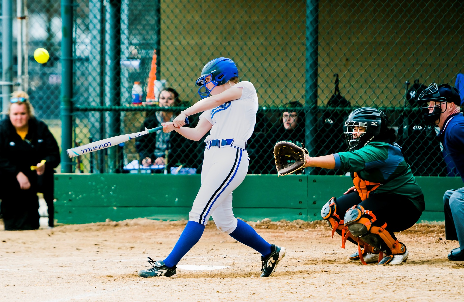 Softball squad splits twinbill vs. KVCC